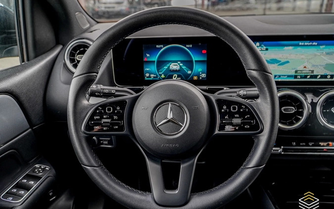 Mercedes-Benz Klasa B cena 87900 przebieg: 214000, rok produkcji 2019 z Pińczów małe 781